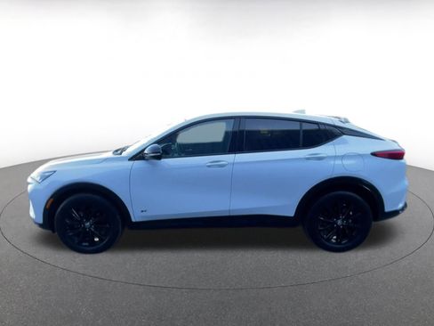 Used 2025 Buick Envista Sport Touring image 10