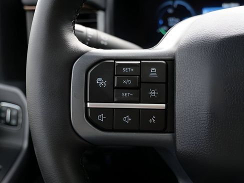 Used 2025 Ford F150 Lightning Lariat AWD/4WD image 20