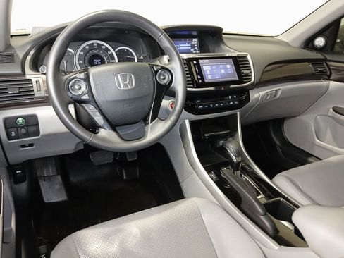 Used 2016 Honda Accord EX-L image 8