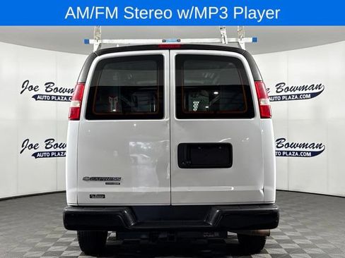 Used 2016 Chevrolet Express 2500 RWD image 8