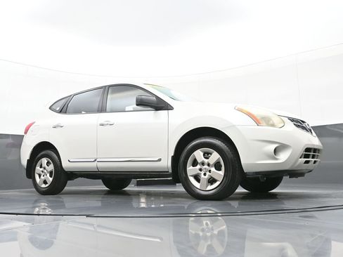 Used 2011 Nissan Rogue S image 50
