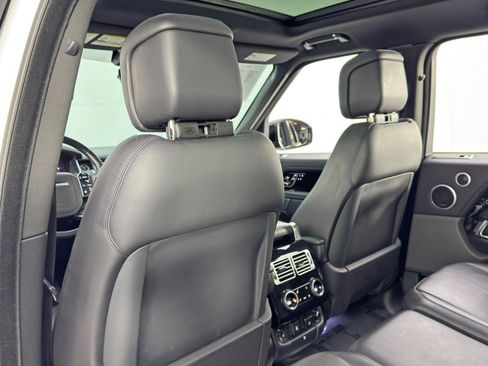 Used 2020 Land Rover Range Rover HSE image 41