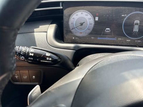 Used 2022 Hyundai Tucson Limited image 35