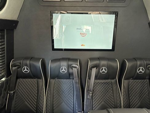 Used 2026 Mercedes-Benz Sprinter 3500 image 18