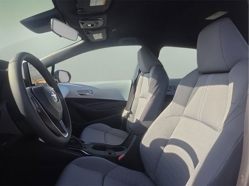 New 2026 Toyota Corolla SE image 12