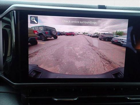 New 2025 Jeep Gladiator Willys image 16