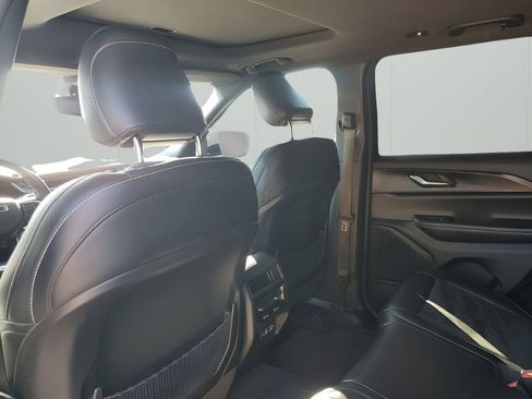 Used 2023 Jeep Grand Cherokee Altitude image 18