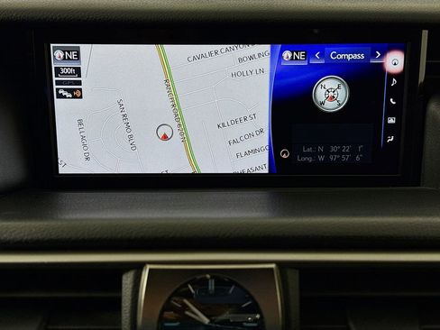 Used 2019 Lexus IS 300 F Sport w/ F Sport Package RWD image 13