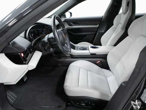 Certified 2024 Porsche Taycan GTS image 16