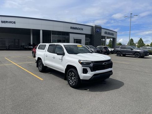 Used 2023 Chevrolet Colorado LT w/ LT Convenience Package III AWD/4WD image 11