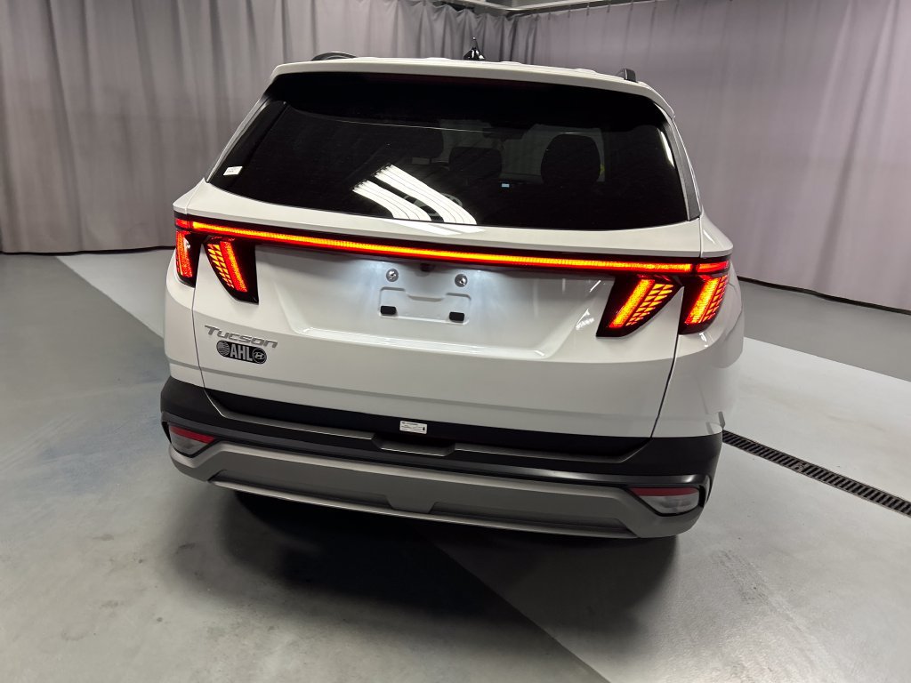Used 2026 Hyundai Tucson SEL FWD image 6