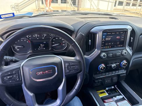 Used 2021 GMC Sierra 1500 SLT AWD/4WD image 23