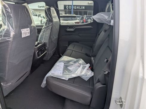 New 2026 Chevrolet Silverado 1500 LTZ w/ LTZ Premium Package AWD/4WD image 11