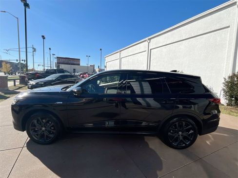 Used 2022 Acura MDX A-Spec image 3