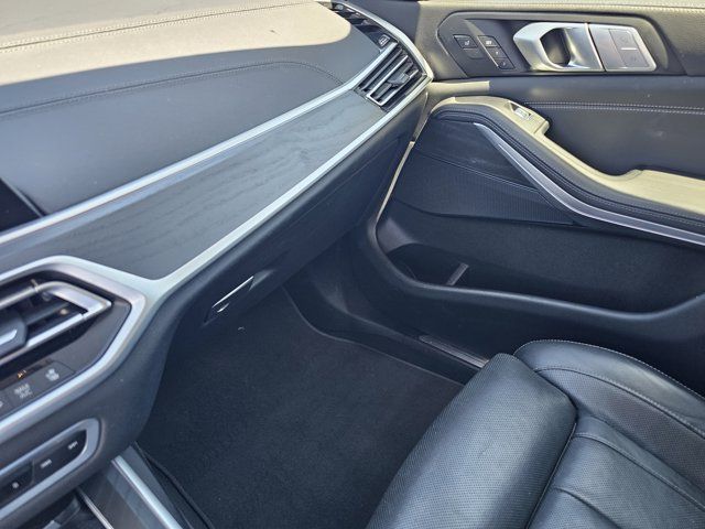 Used 2022 BMW X7 xDrive40i w/ Luxury Seating Package AWD/4WD image 87