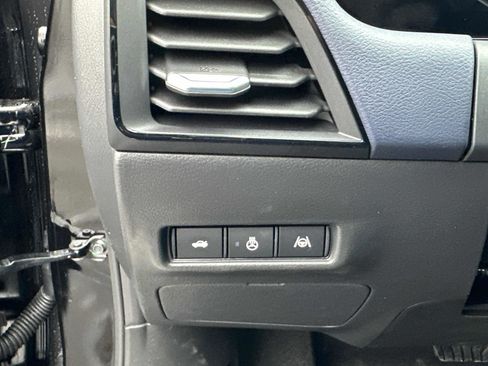 New 2026 Nissan Sentra SL w/ Floor Mat Package FWD image 20