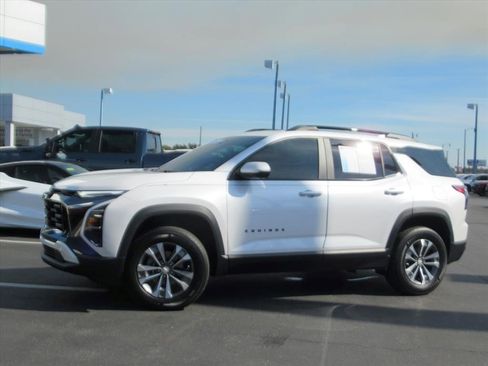 Certified 2025 Chevrolet Equinox ACTIV w/ Safety and Technology Package image 2