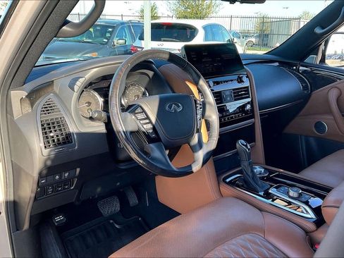 Used 2024 INFINITI QX80 Sensory w/ Cargo Package image 17
