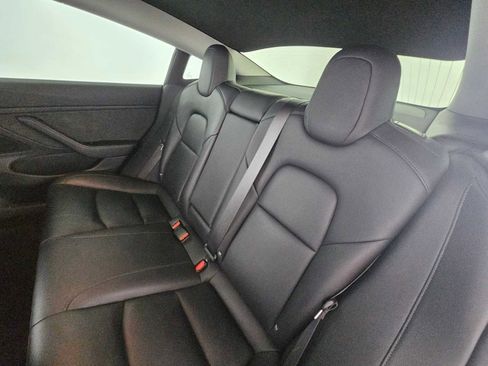 Used 2018 Tesla Model 3 Long Range image 17