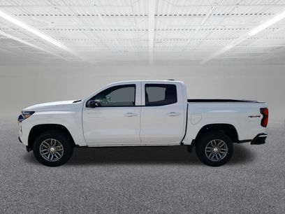 New 2025 Chevrolet Colorado LT w/ LT Convenience Package