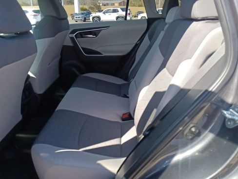 Used 2024 Toyota RAV4 XLE w/ Convenience Package image 26
