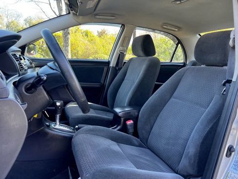 Used 2006 Toyota Corolla S image 13