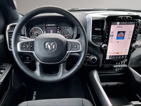 Used 2023 RAM 1500 Big Horn AWD/4WD image 9