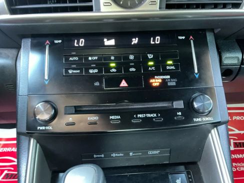 Used 2014 Lexus IS 250 w/ Navigation Package image 32