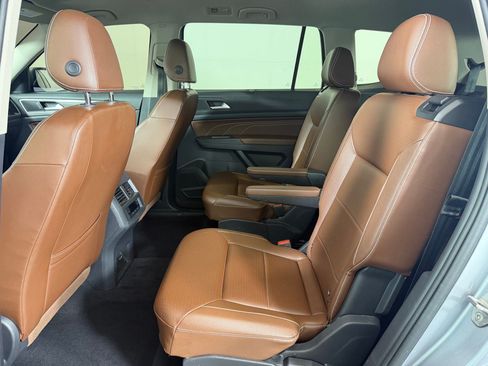 Used 2022 Volkswagen Atlas SE FWD image 23