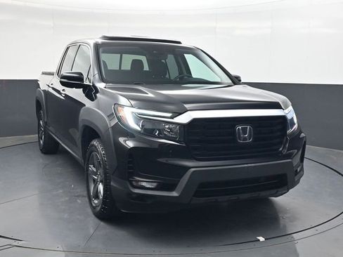 Used 2023 Honda Ridgeline RTL-E image 2