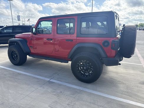 Used 2021 Jeep Wrangler Unlimited Sport AWD/4WD image 8
