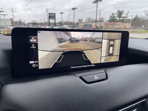 Used 2024 MAZDA CX-90 Plug-In Hybrid w/ Premium Plus image 28