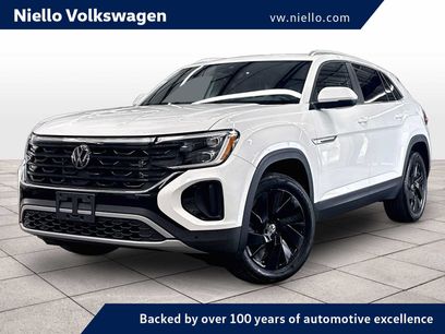 Used 2024 Volkswagen Atlas Cross Sport SE w/ Panoramic Sunroof Package