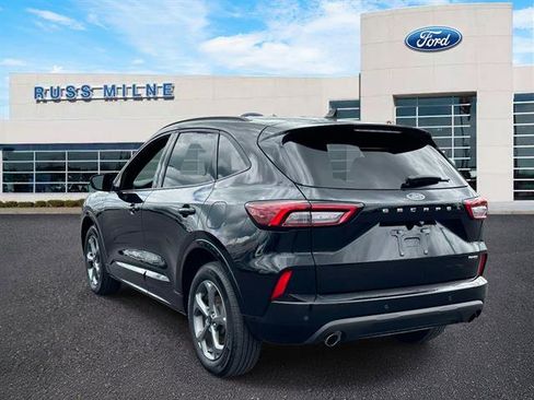 Used 2024 Ford Escape ST-Line w/ Tech Pack #1 AWD/4WD image 5