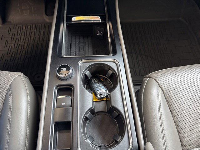 Used 2023 Lincoln Corsair Reserve w/ Equipment Group 201A AWD/4WD image 28