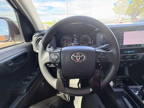 Used 2023 Toyota Tacoma SR AWD/4WD image 13
