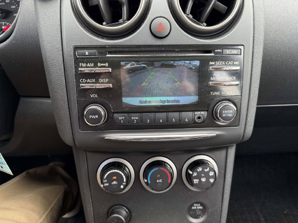 Used 2015 Nissan Rogue S w/ Convenience Package FWD image 11