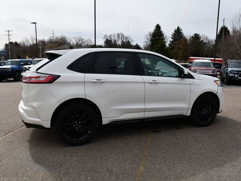 Used 2021 Ford Edge ST-Line w/ Class II Trailer Tow Package image 7