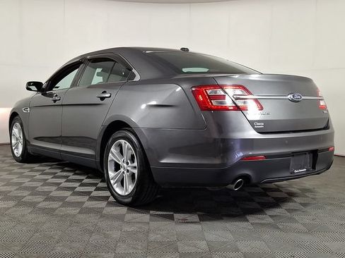 Used 2016 Ford Taurus SEL FWD image 7