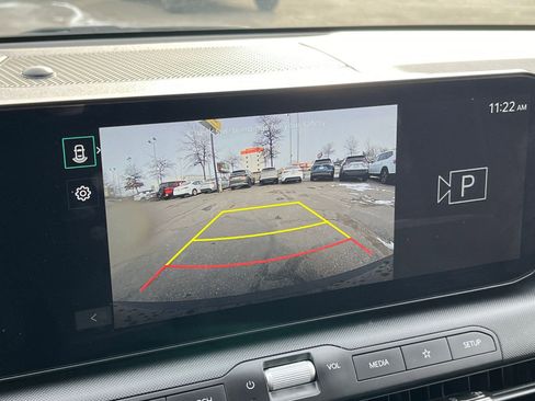 Used 2025 Kia K4 LXS image 17