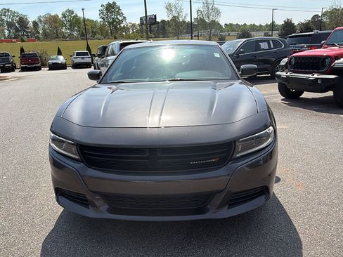 Used 2023 Dodge Charger SXT image 3