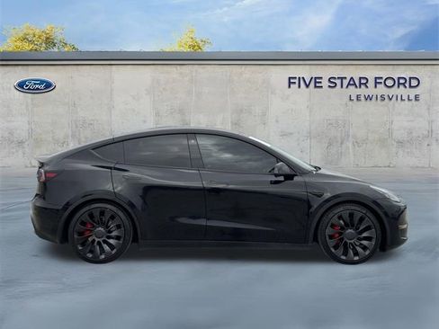 Used 2022 Tesla Model Y Performance image 3
