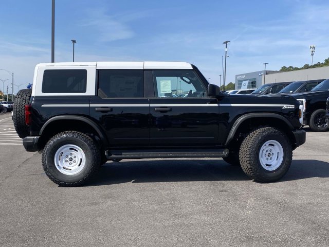 New 2026 Ford Bronco Heritage Edition AWD/4WD image 2