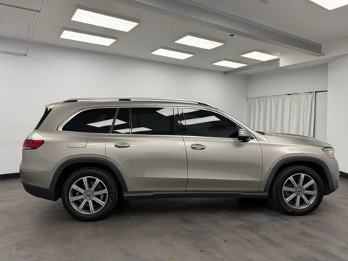 Used 2022 Mercedes-Benz GLS 450 4MATIC image 10