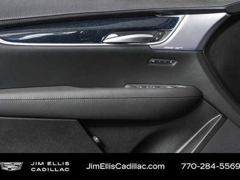 New 2026 Cadillac XT5 Premium Luxury image 6