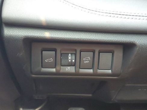 Certified 2025 Subaru Outback Touring XT AWD/4WD image 20