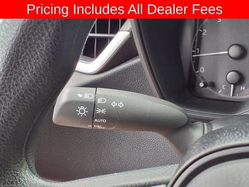 Used 2024 Toyota Corolla LE FWD image 27