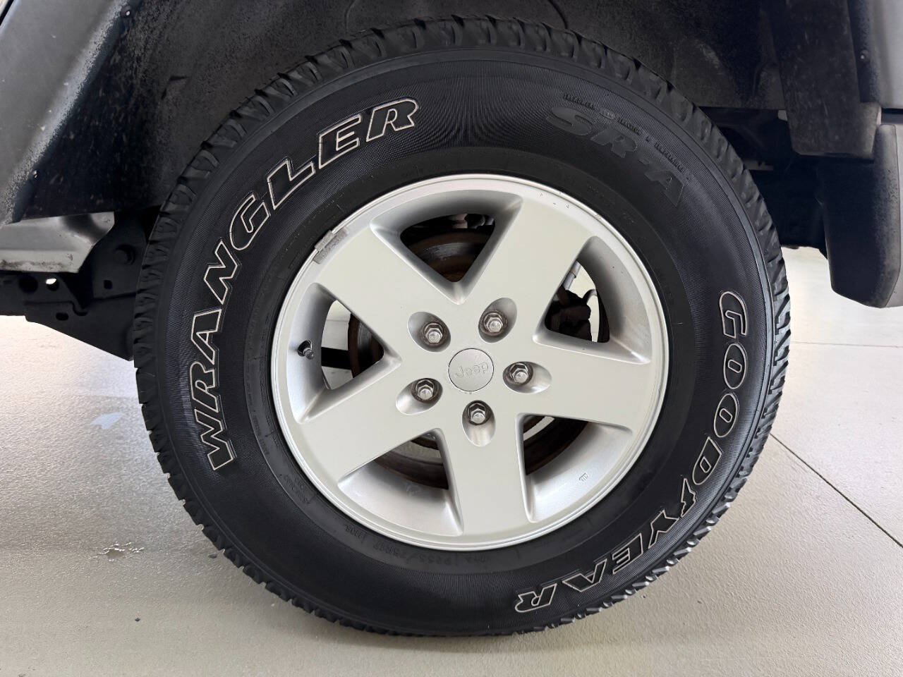 Used 2013 Jeep Wrangler Unlimited Sport AWD/4WD image 28