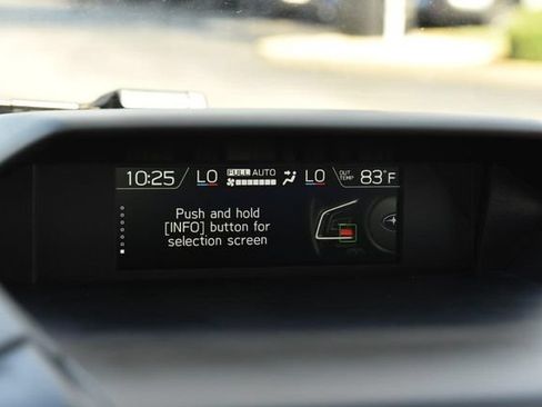 Used 2022 Subaru Forester Limited AWD/4WD image 13