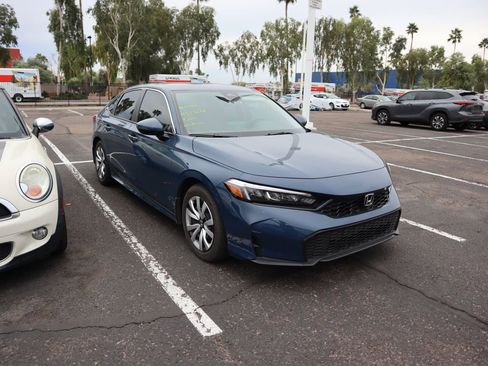 Certified 2025 Honda Civic LX image 3